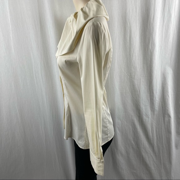Piazza Sempione Ivory Fitted Button Up Long Sleeve Blouse with Oversized Collar - Picture 11 of 11